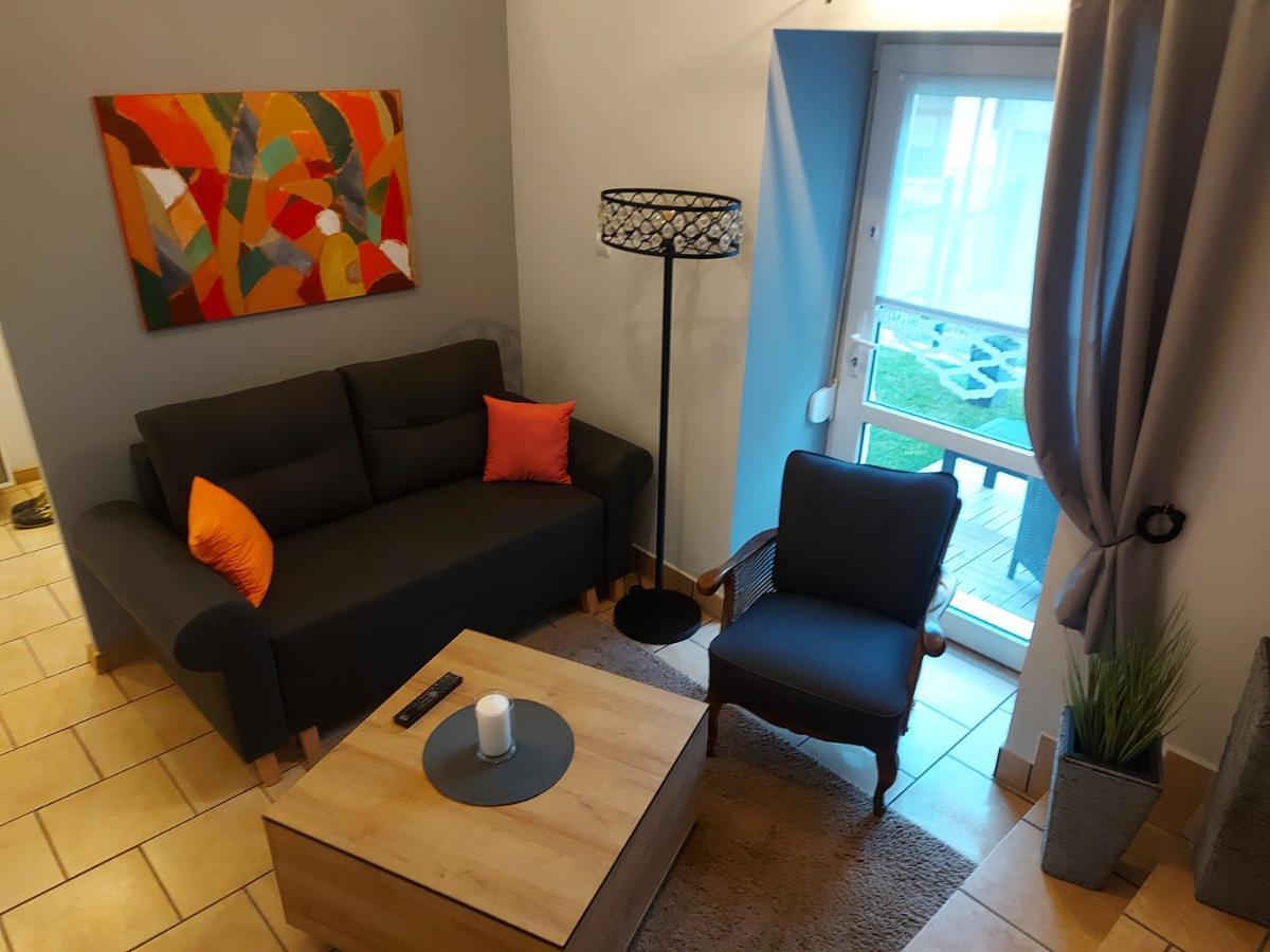 Apartament Przy Ratuszu Boguszów-Gorce Exterior foto